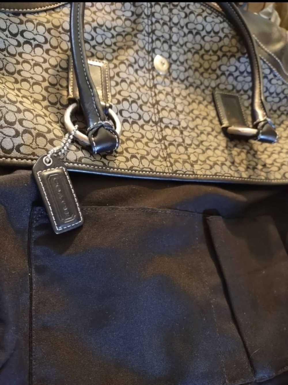 Vintage Coach SOHO Iconic Black Big Buckle Flap Over Signature Trim Shoulder Bag - Picture 6 of 6